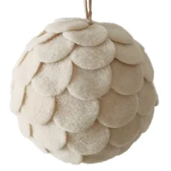 BALL FABRIC FELT SCALLOP 4″ CREAM