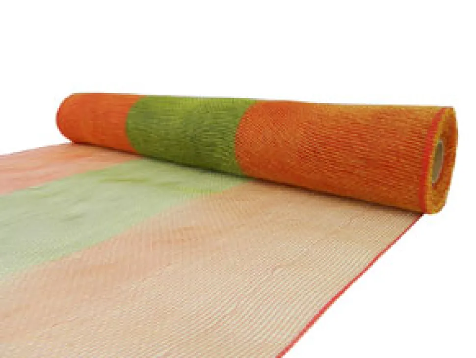 DECOR MESH 21″ X 10 YDS RED/ GREEN/ GOLD TARTAN