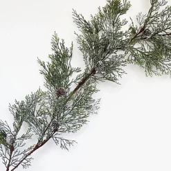 GARLAND CEDAR 59″ FROSTED W/ MINI PINE CONES